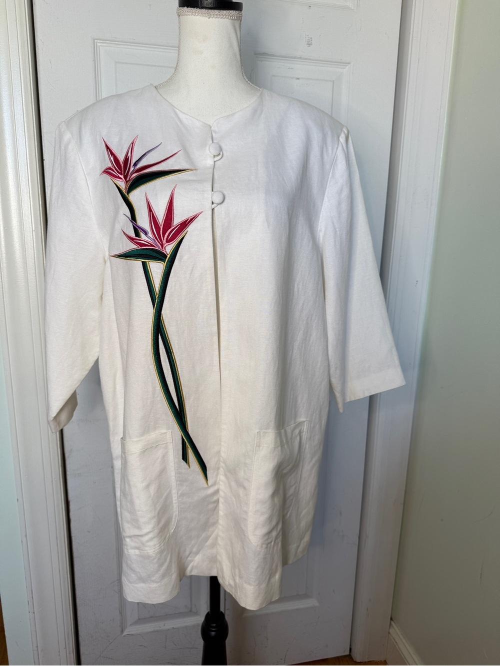 Vintage Bob Mackie Designer White Jacket Flower Paradise Motif